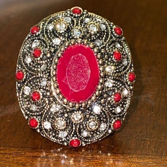 NWT Costume jewelry Turkish Victorian game of thrones dark red ring - Picture 6 of 13